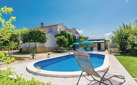 Villa Surac